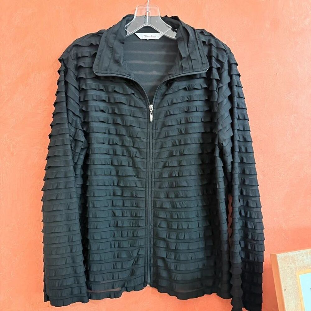TanJay women’s jacket large